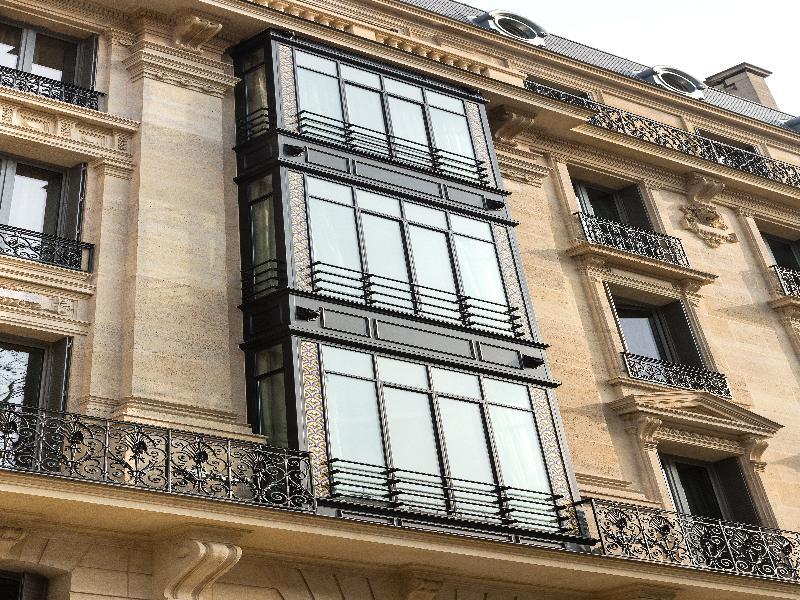 Отель La Clef Tour Eiffel Paris By The Crest Collection Экстерьер фото