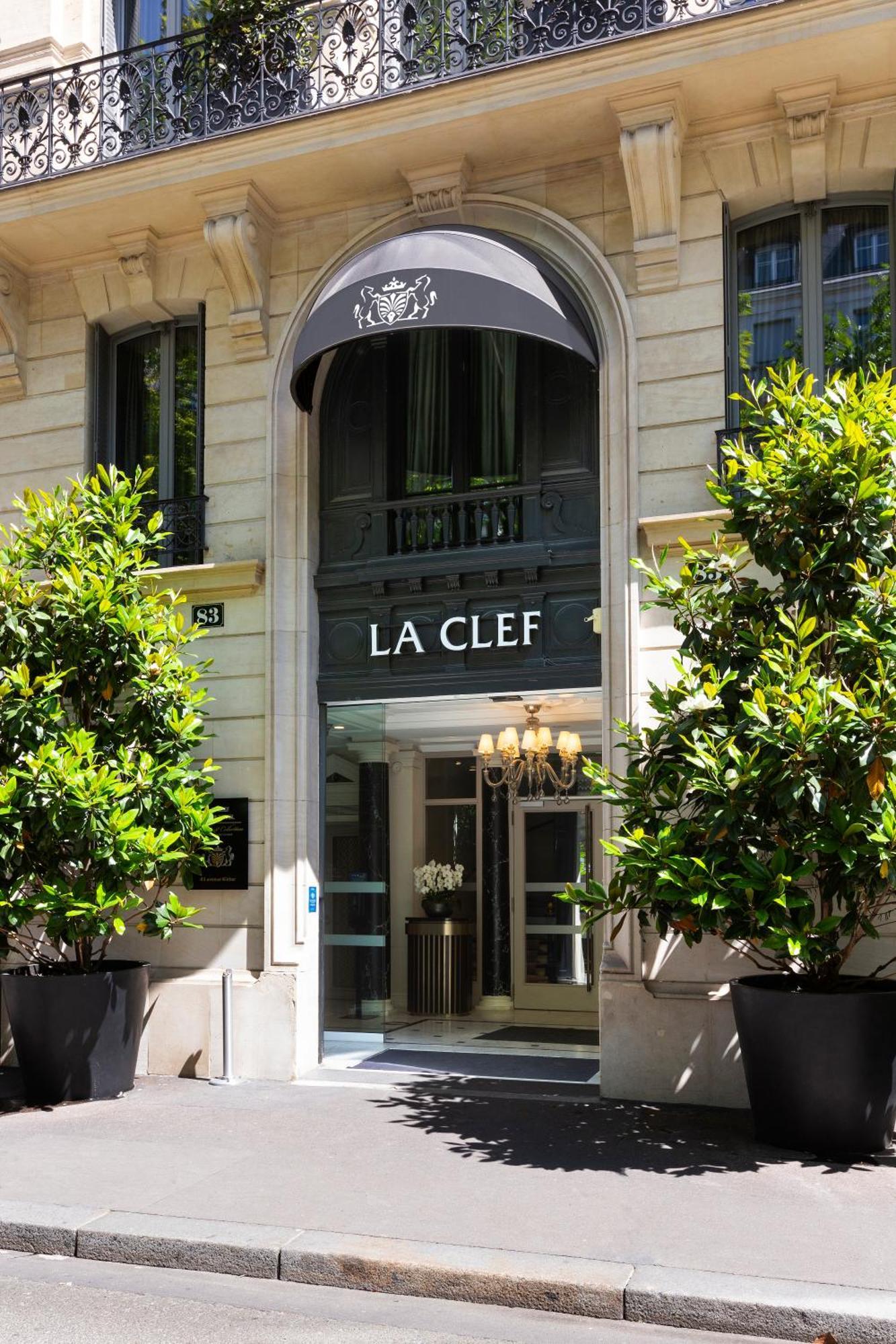 Отель La Clef Tour Eiffel Paris By The Crest Collection Экстерьер фото