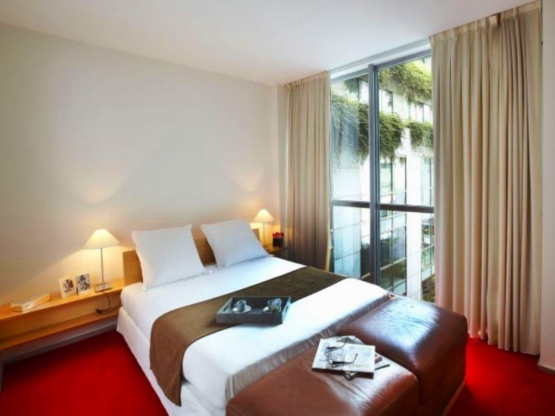 Отель La Clef Tour Eiffel Paris By The Crest Collection Номер фото